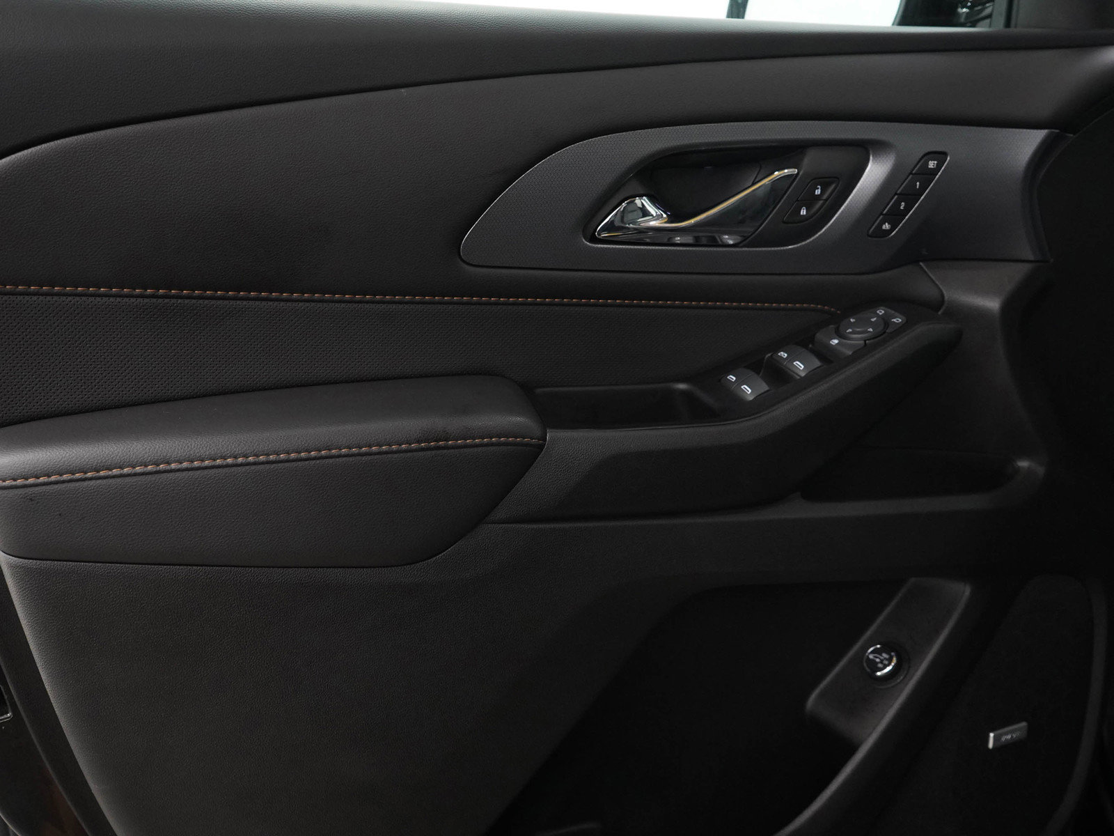 2020 Chevrolet Traverse Premier photo 17
