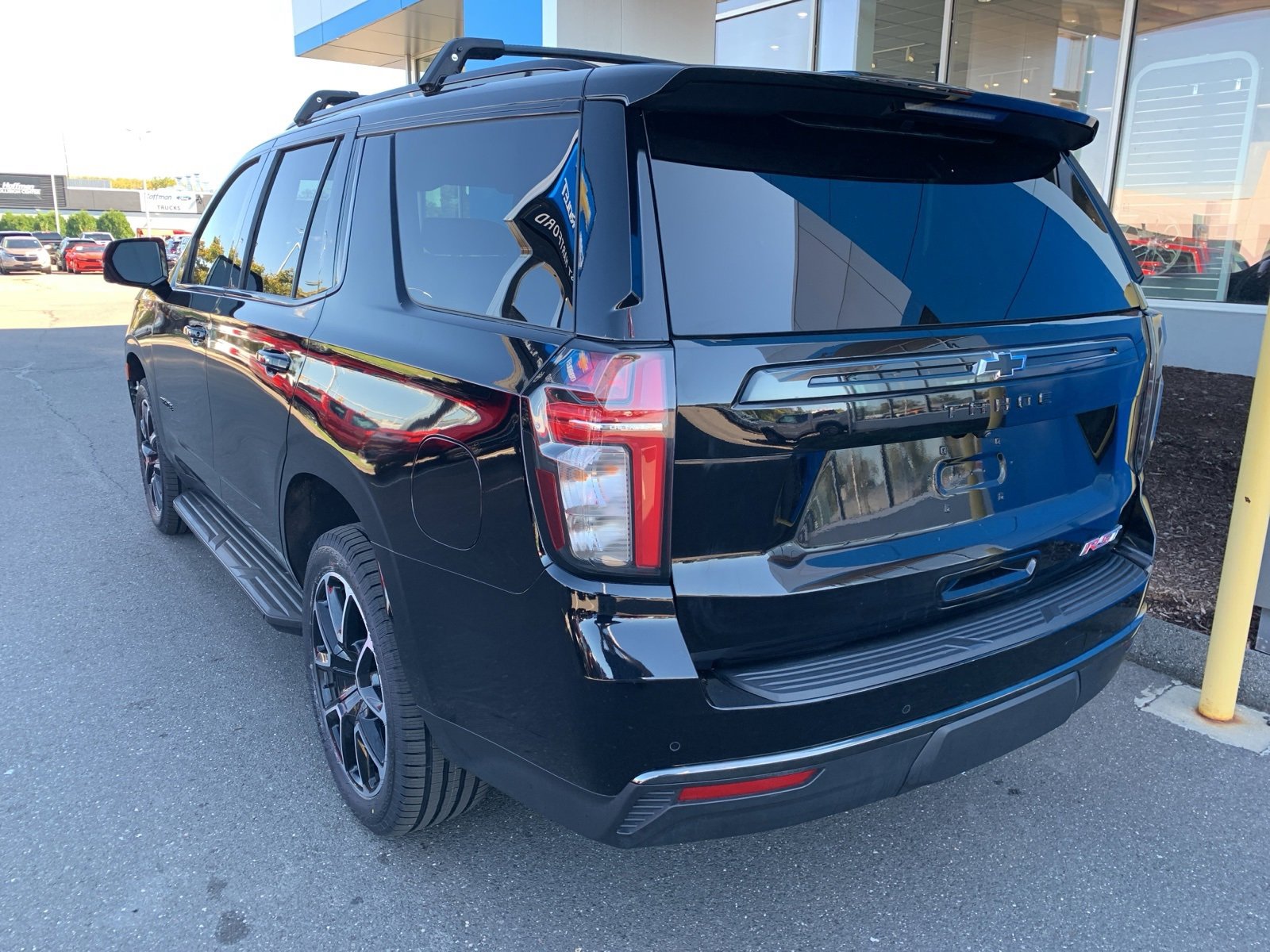 2022 Chevrolet Tahoe RST photo 3