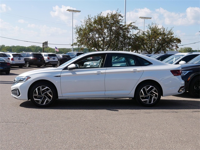 2023 Volkswagen Jetta 1.5T SEL photo 4