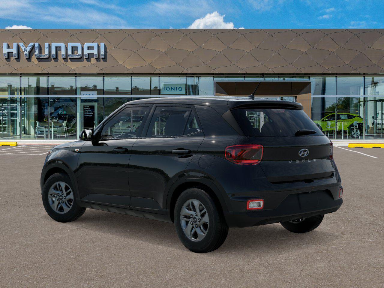 2026 Hyundai Venue SE photo 3