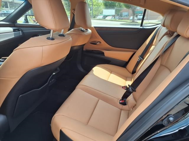 2024 Lexus ES 350 Premium photo 12
