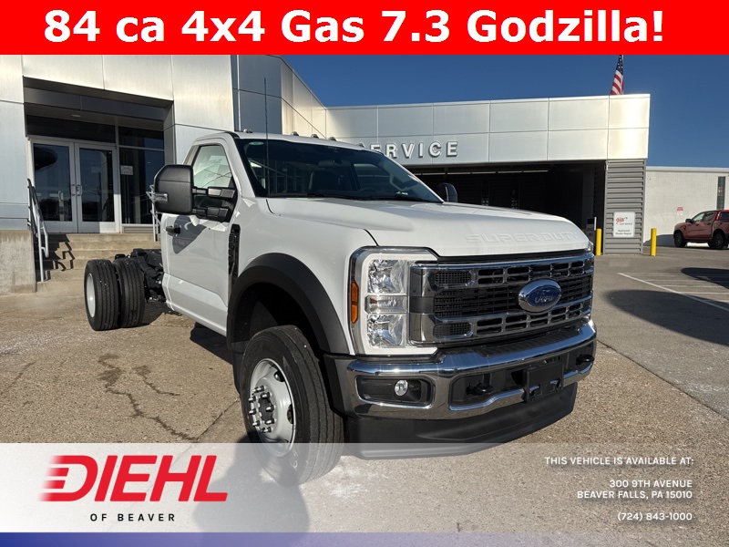 2025 Ford F-600 Super Duty Chassis Cab XL's photo