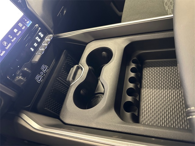 2026 Ram 2500 Big Horn photo 32