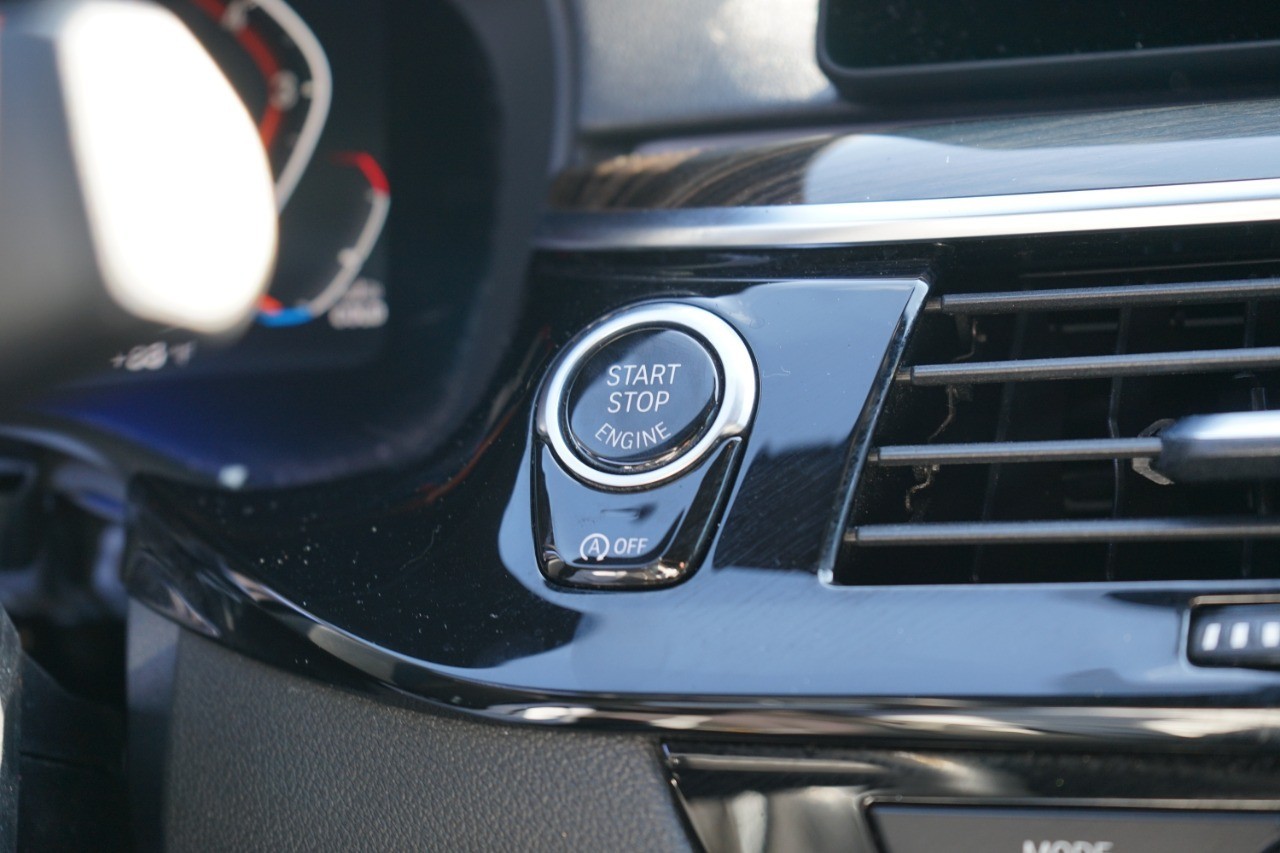 2020 Bmw 540i Sedan photo 13
