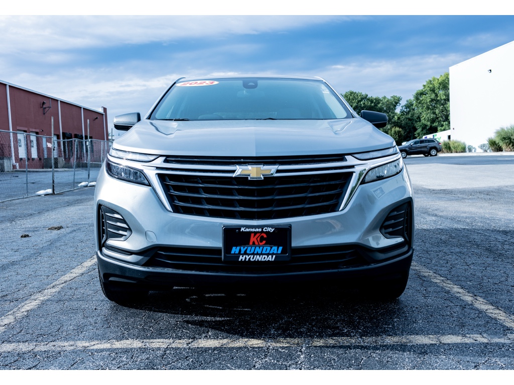Used 2023 Chevrolet Equinox LS with VIN 3GNAXFEG9PL196405 for sale in Kansas City