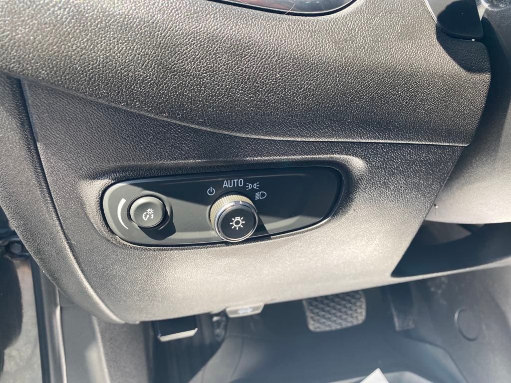 2023 Chevrolet Equinox LT photo 13