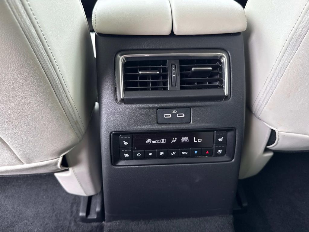 2024 Mazda CX-90 3.3 Turbo Premium Plus photo 17