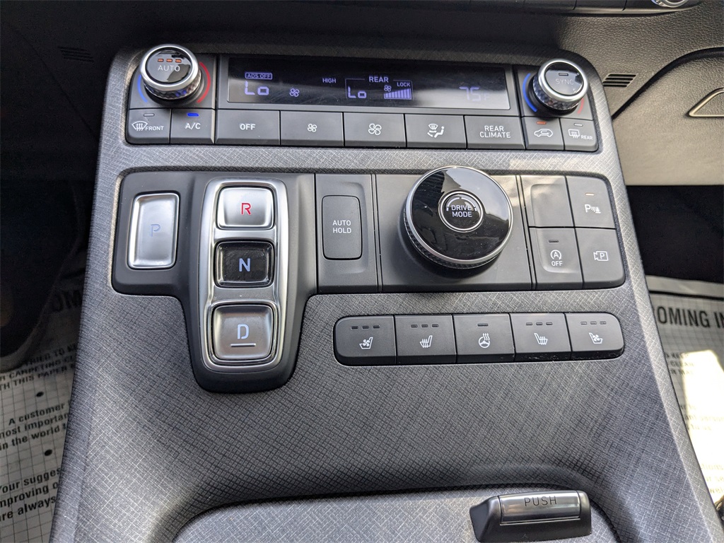 2024 Hyundai Palisade Limited photo 19