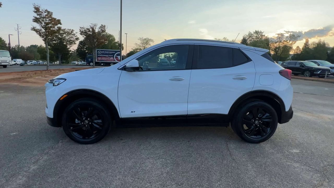 2026 Buick Encore GX Sport Touring photo 5