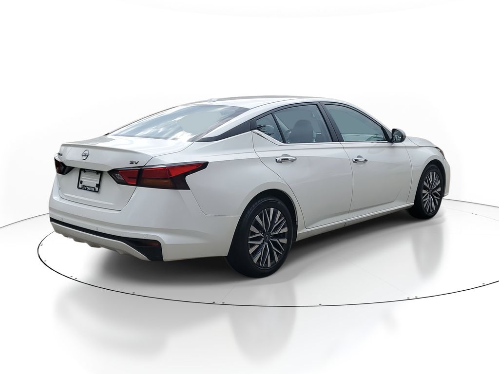 2023 Nissan Altima 2.5 SV photo 4