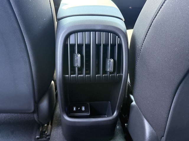 2026 Hyundai Kona SEL photo 13