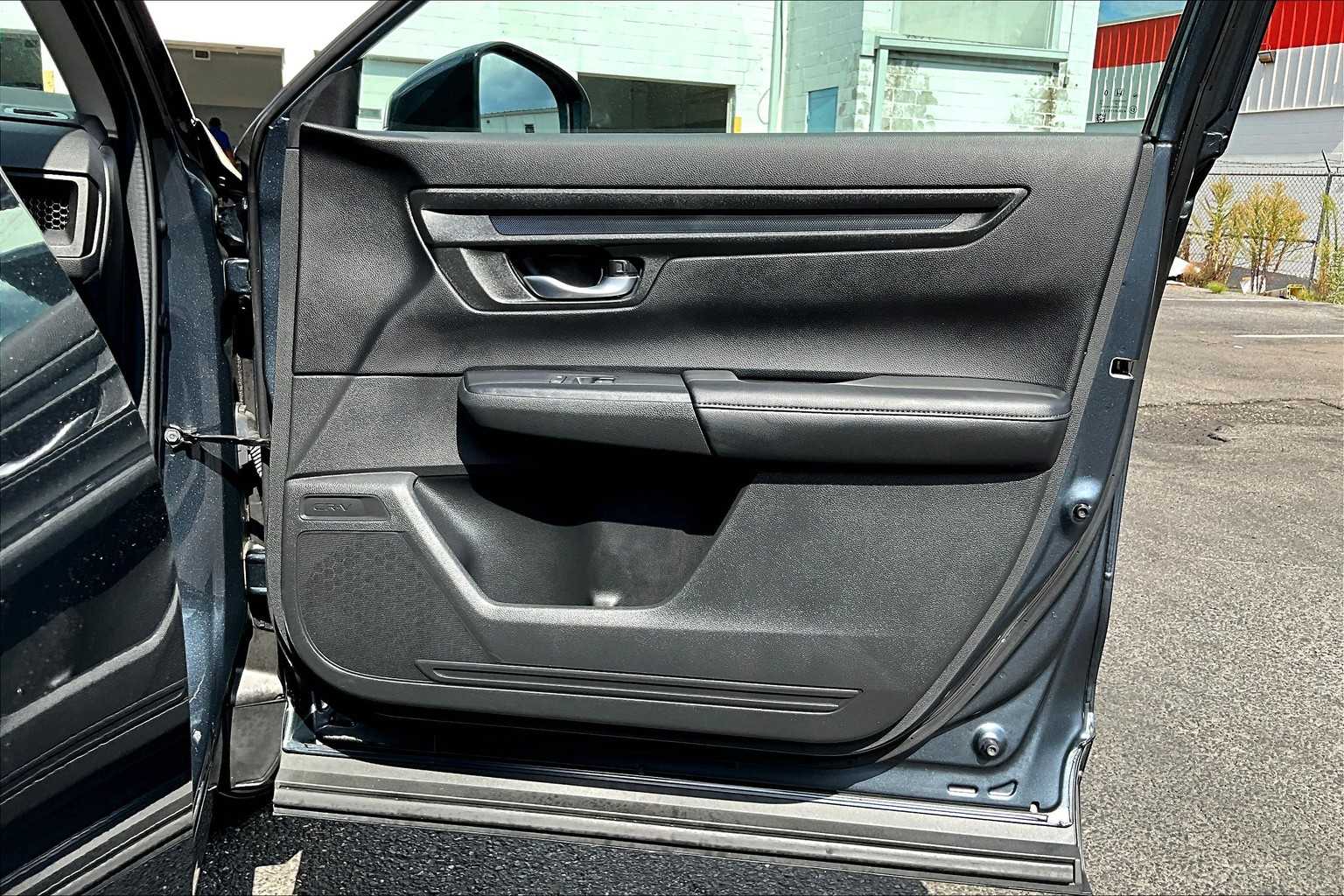 2023 Honda CR-V LX photo 21