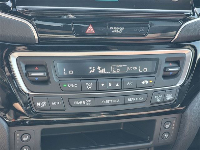 2025 Honda Ridgeline Black Edition photo 20