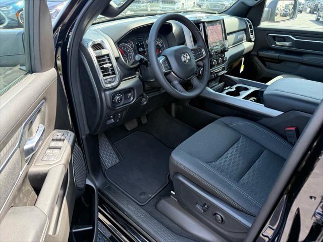 2025 Ram 1500 Big Horn photo 4
