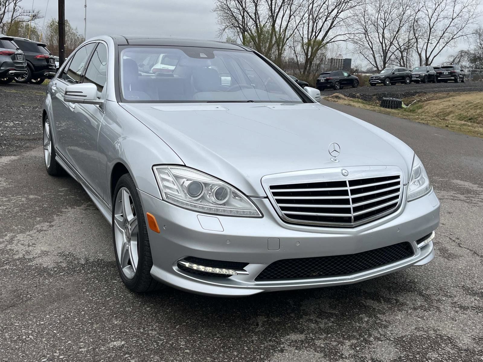 2010 Mercedes-Benz S-Class S550