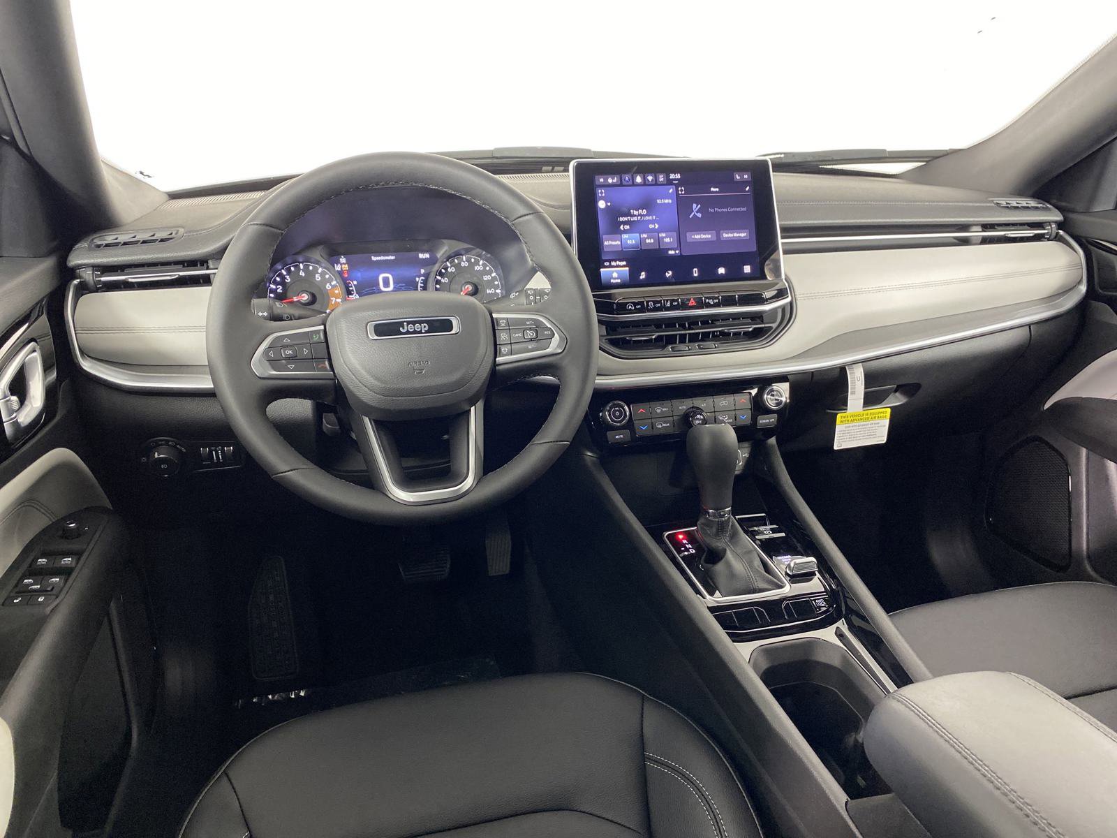 2025 Jeep Compass Limited photo 10