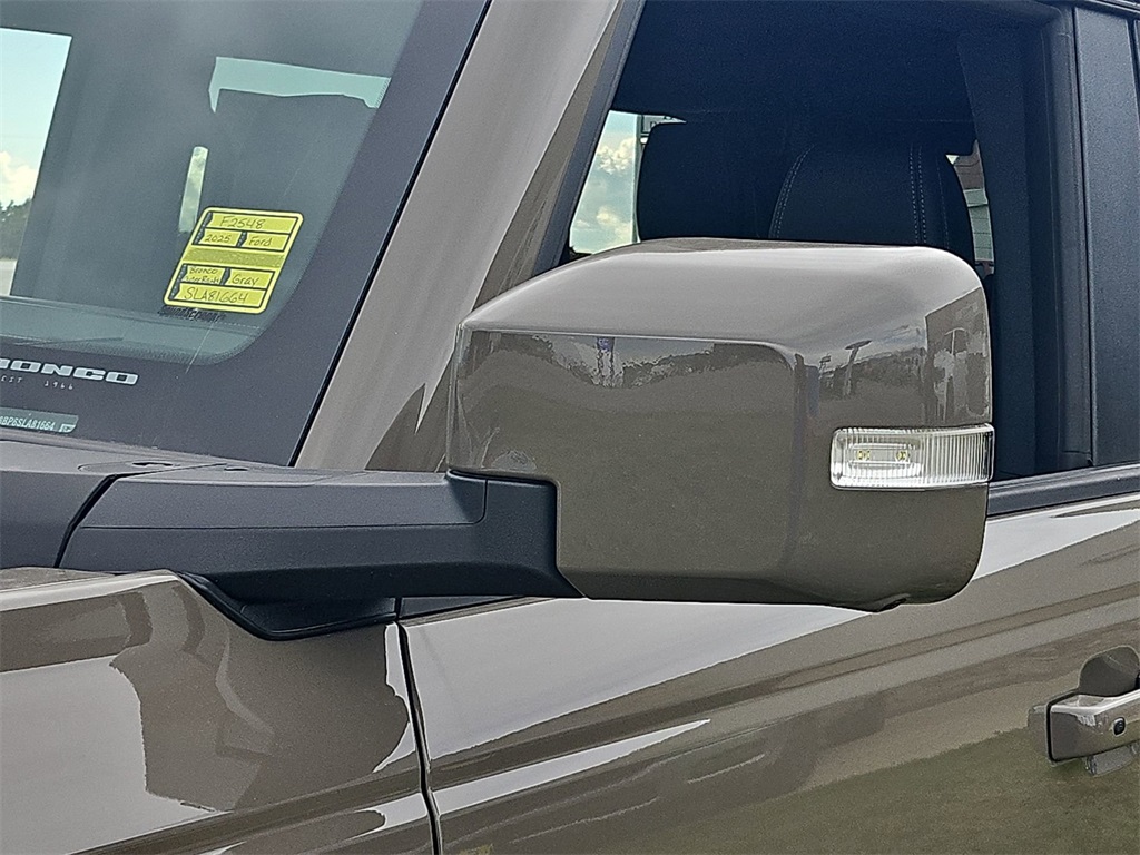 2025 Ford Bronco Outer Banks photo 21