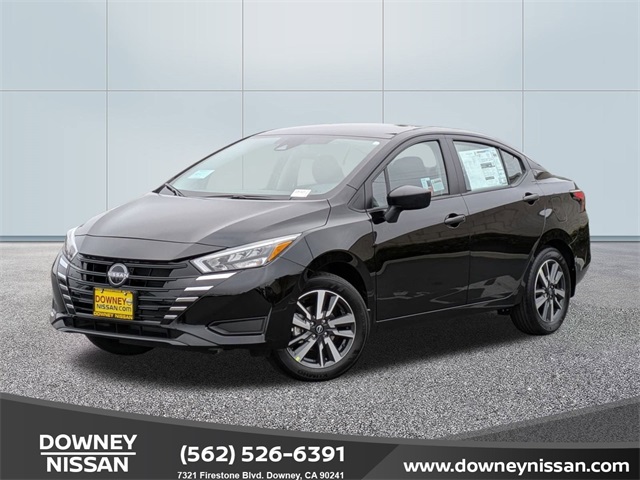 2025 Nissan Versa Sedan S's photo