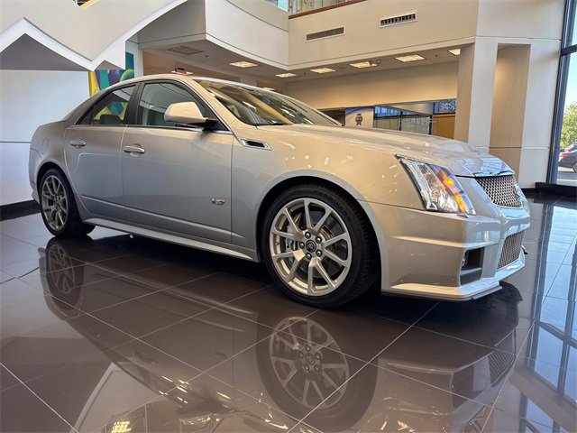 2011 Cadillac CTS V Base photo 6