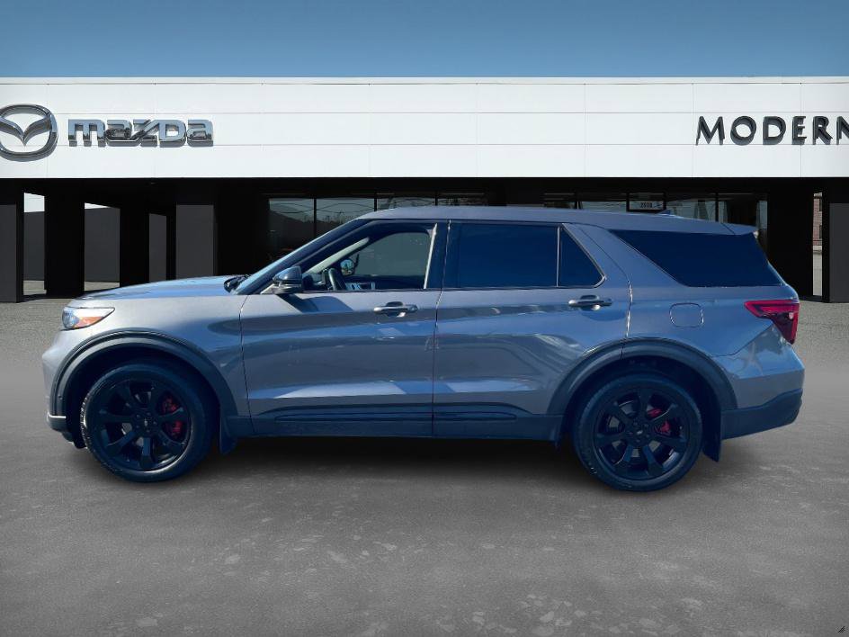2021 Ford Explorer ST photo 8