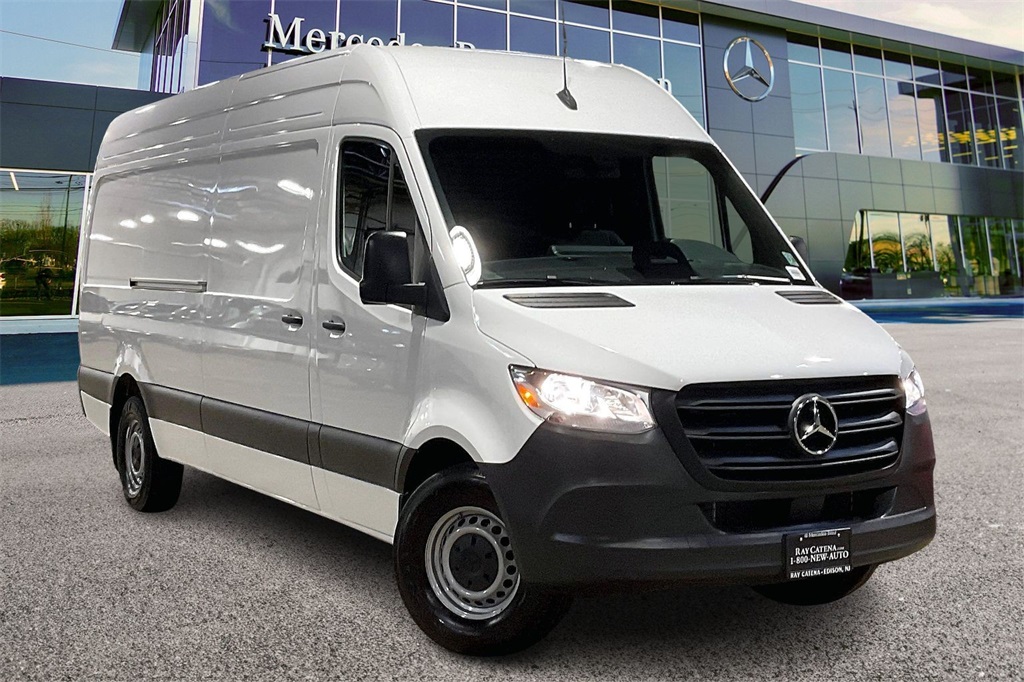 2025 Mercedes-Benz Sprinter Cargo Van Base's photo