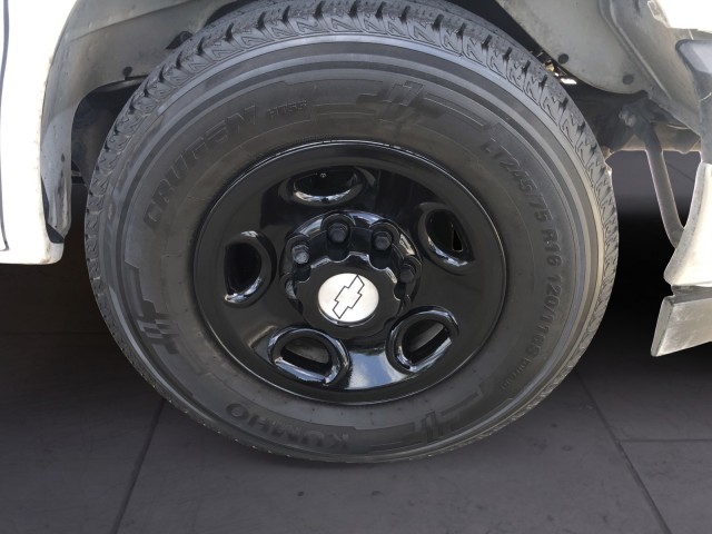 2017 Chevrolet Express Passenger LT photo 12