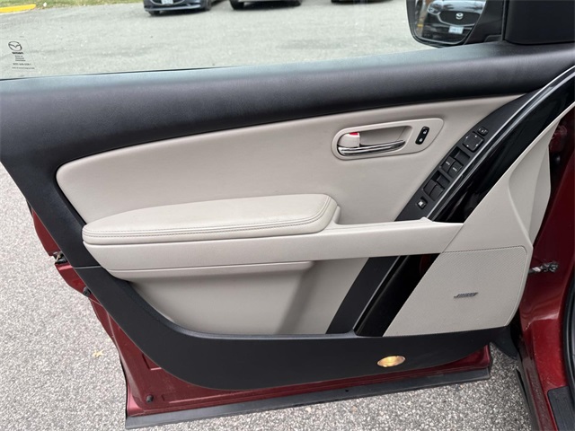 2011 Mazda CX-9 Touring photo 5