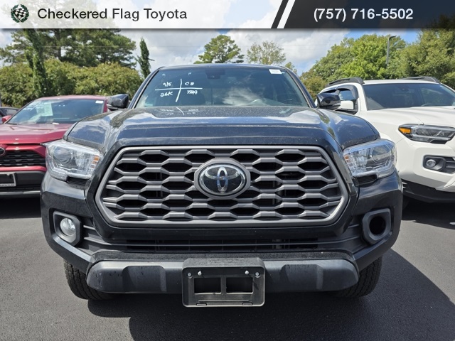 2022 Toyota Tacoma TRD Off-Road V6 photo 2