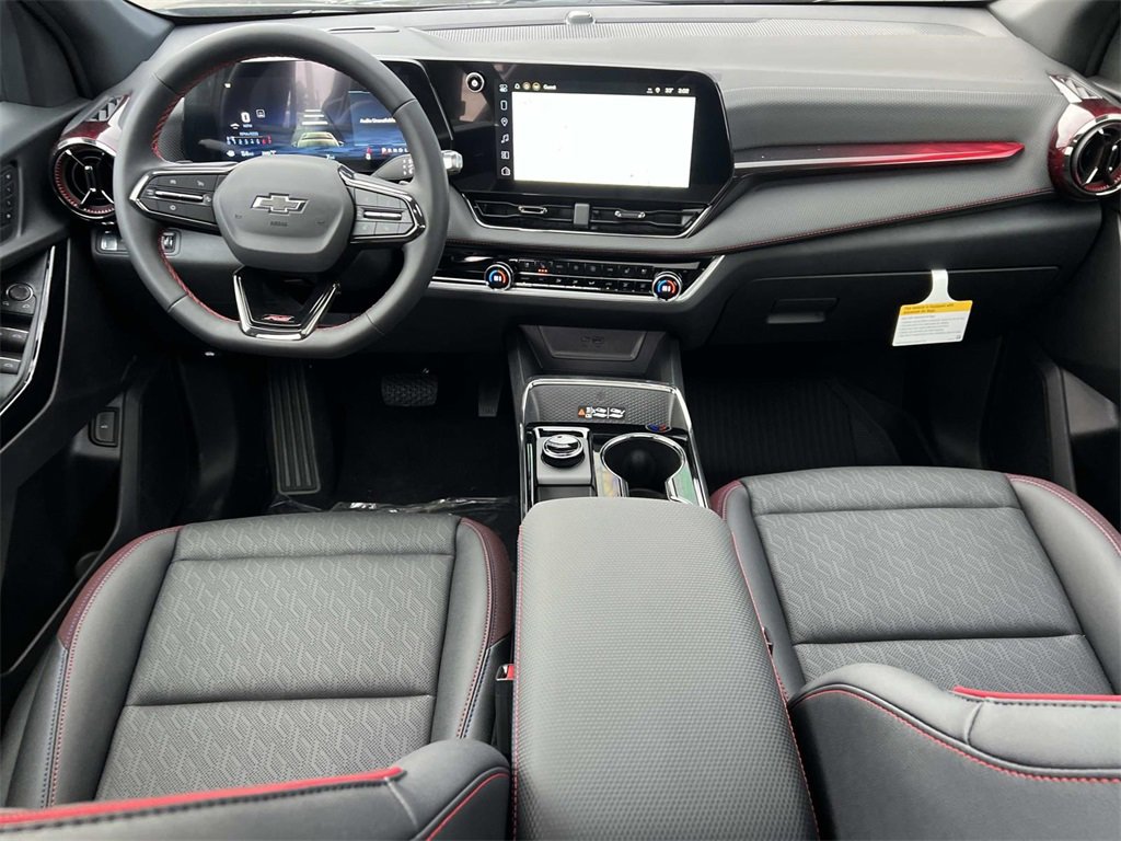 2026 Chevrolet Equinox RS photo 3