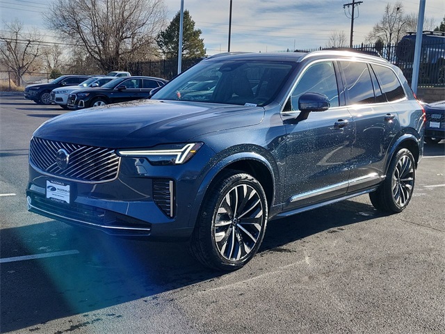 2026 Volvo XC90 Plus's photo