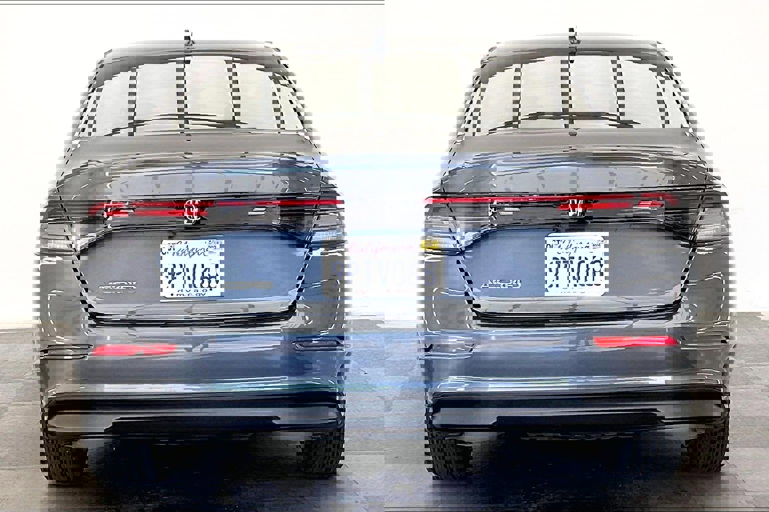 2025 Honda Accord LX photo 3