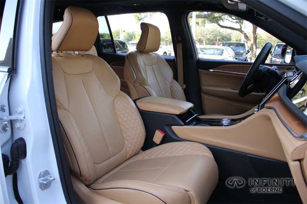 2023 Jeep Grand Cherokee L Summit Reserve photo 20