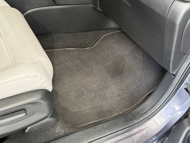 2021 Honda CR-V Touring photo 36