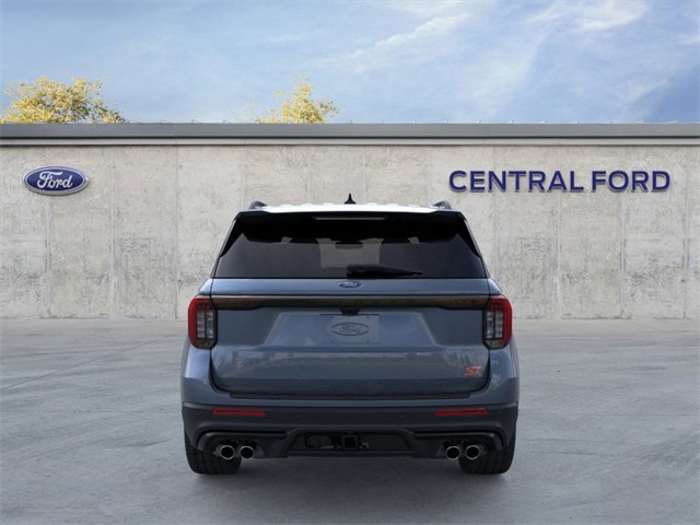 2025 Ford Explorer ST photo 4