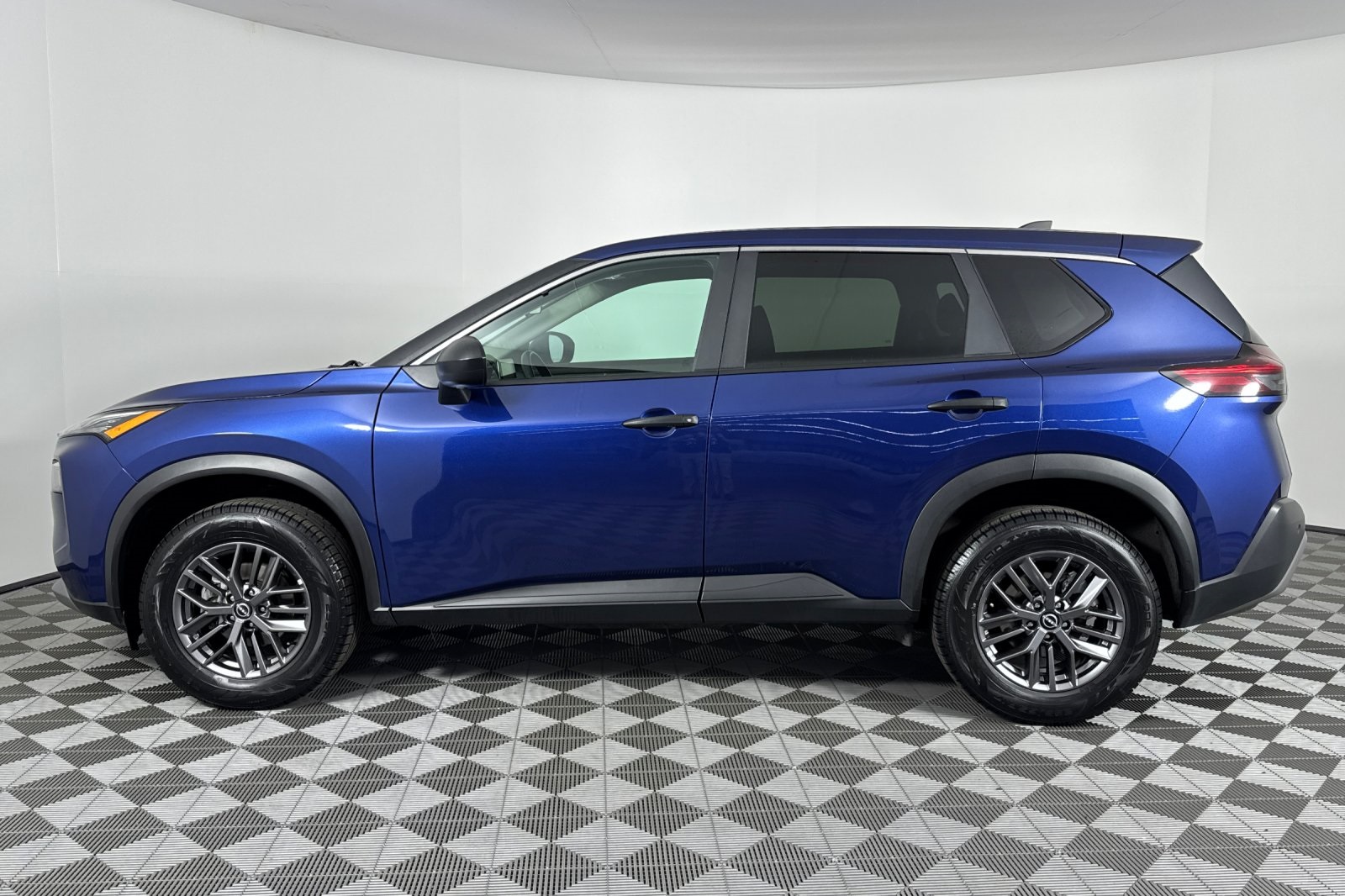 2023 Nissan Rogue S AWD photo 6