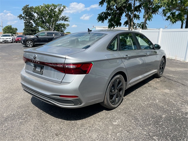 2025 Volkswagen Jetta 1.5T SE photo 25