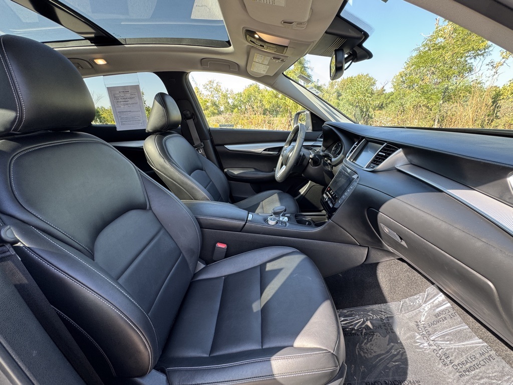 2021 Infiniti QX50 Luxe photo 28