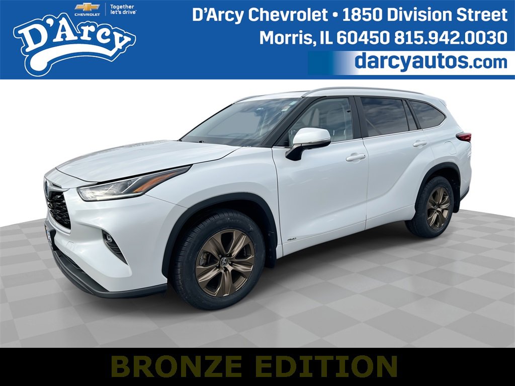 2023 Toyota Highlander Bronze Edition's photo