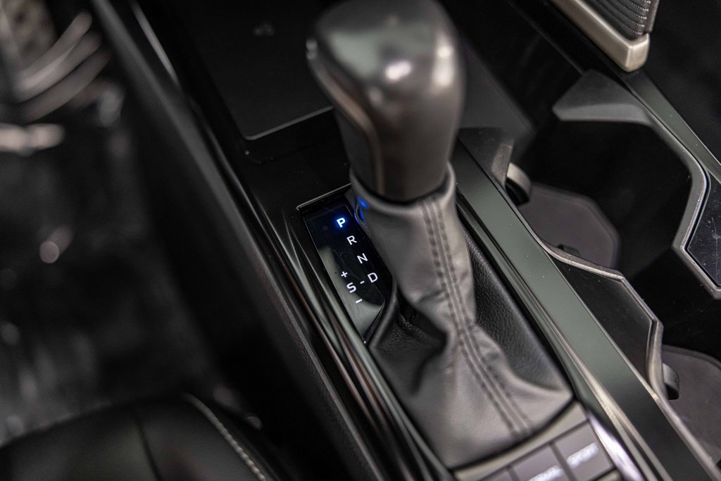 2025 TOYOTA CAMRY - Image 30