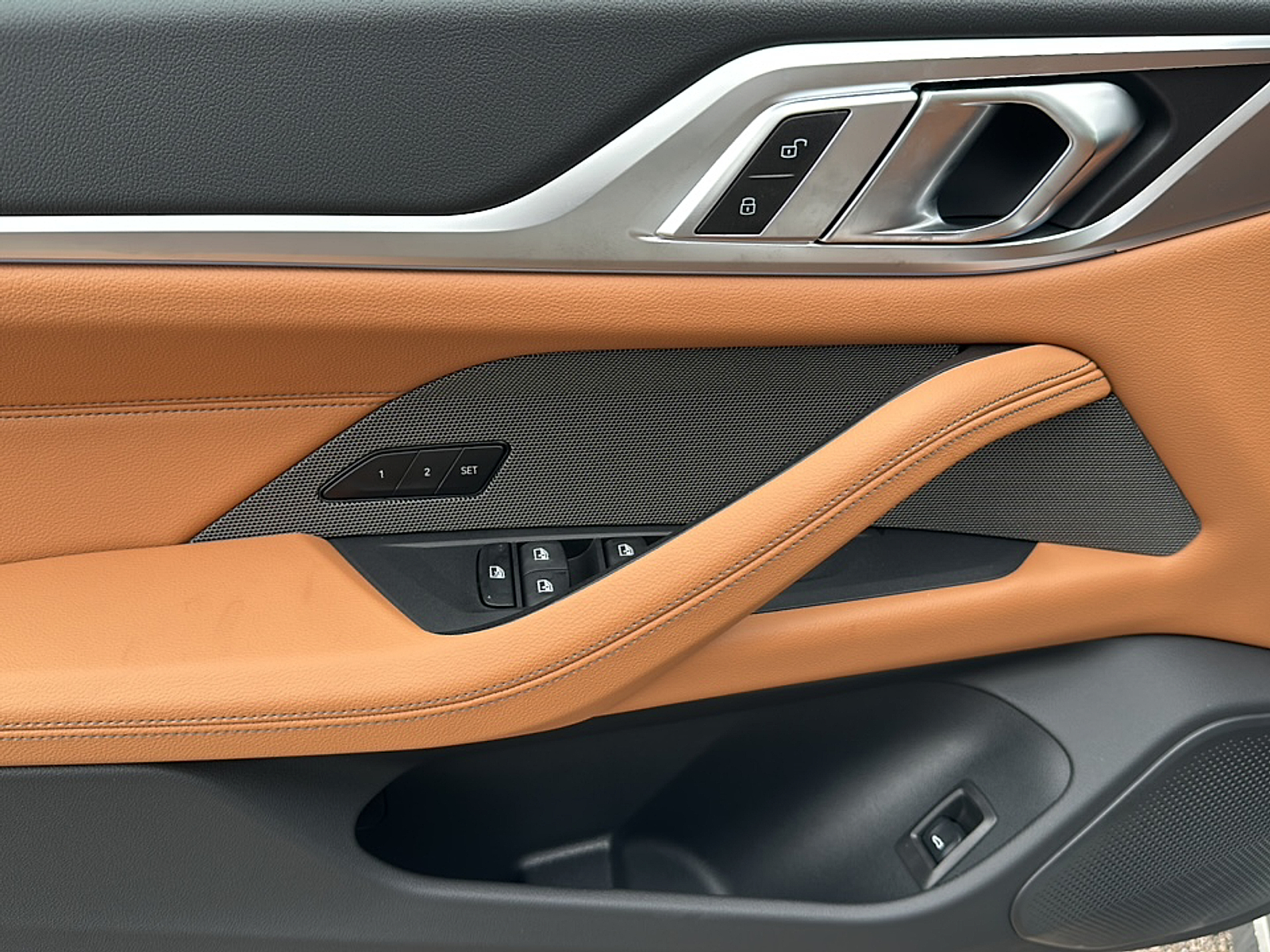 New 2025 Alpine White BMW eDrive40 image 14