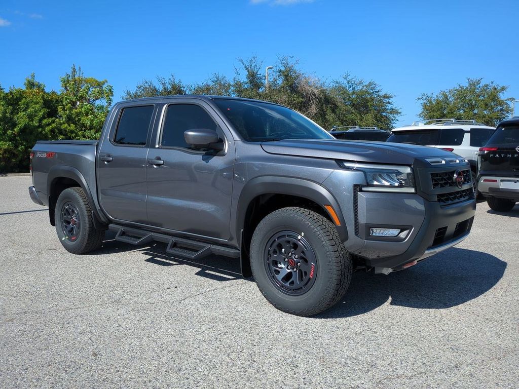 2026 Nissan Frontier PRO-4X photo 3