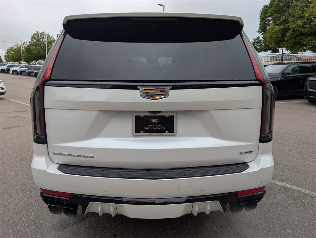2024 Cadillac Escalade V-Series photo 3