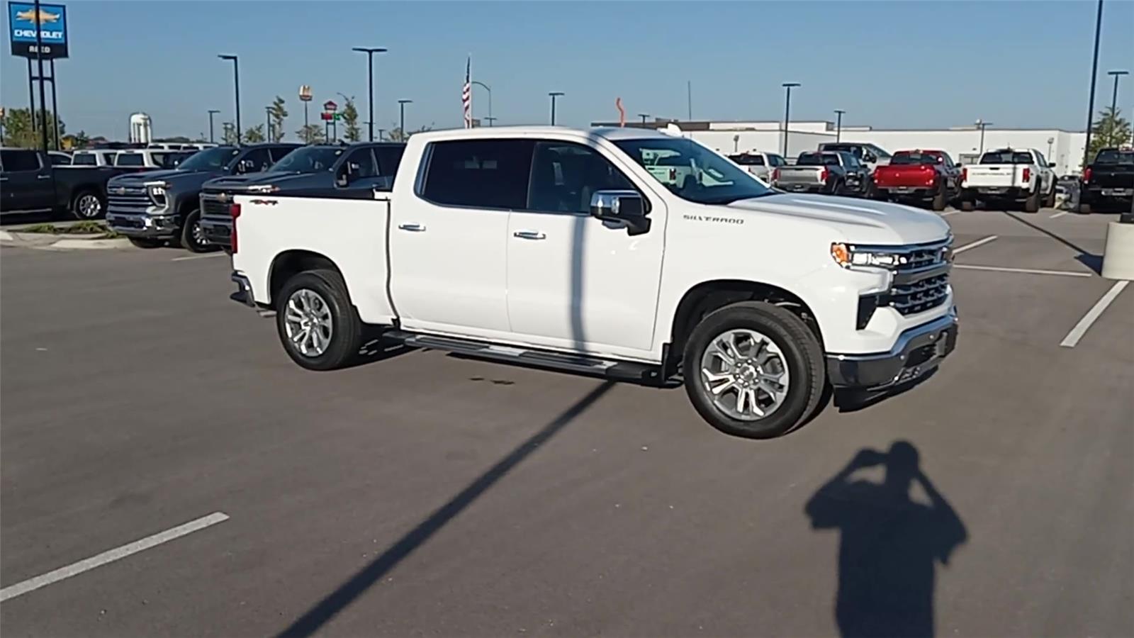 2026 Chevrolet Silverado 1500 LTZ photo 2