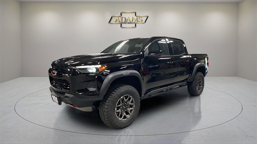 2025 Chevrolet Colorado ZR2's photo