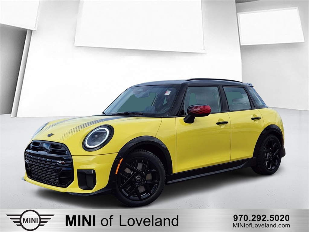2026 MINI Hardtop S's photo