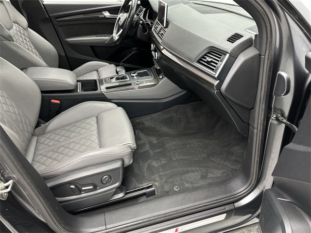 2019 Audi SQ5 Premium Plus photo 3