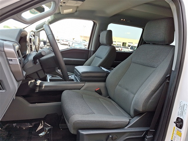 2025 Ford F-150 XLT photo 14