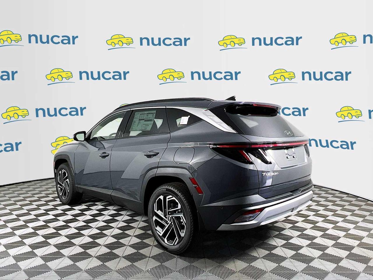 2025 Hyundai Tucson Limited photo 2