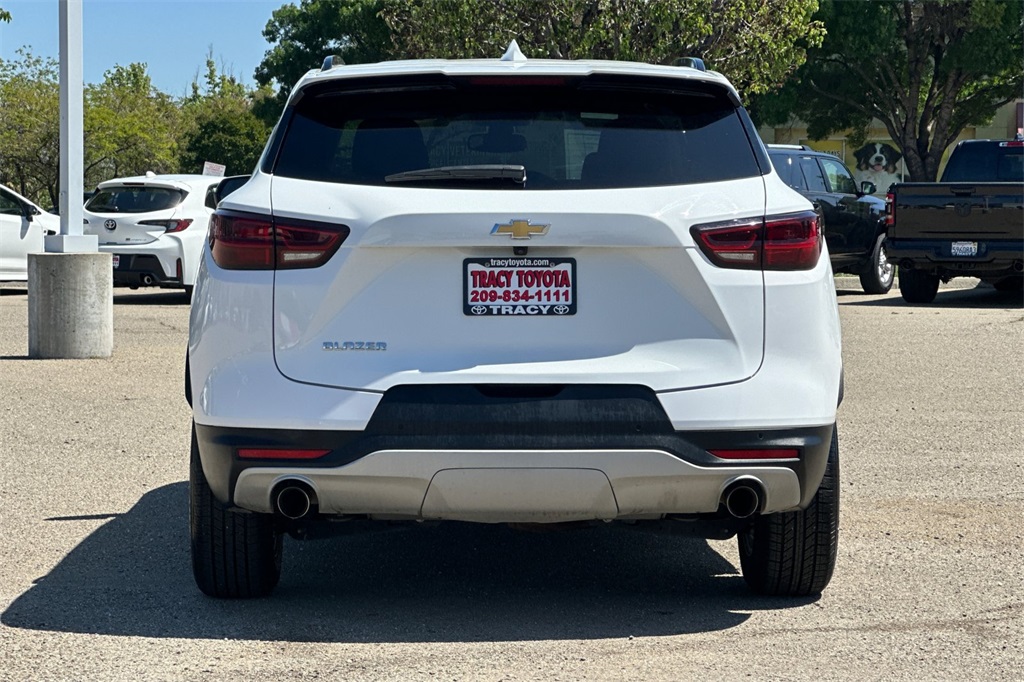 2024 Chevrolet Blazer 3LT photo 2