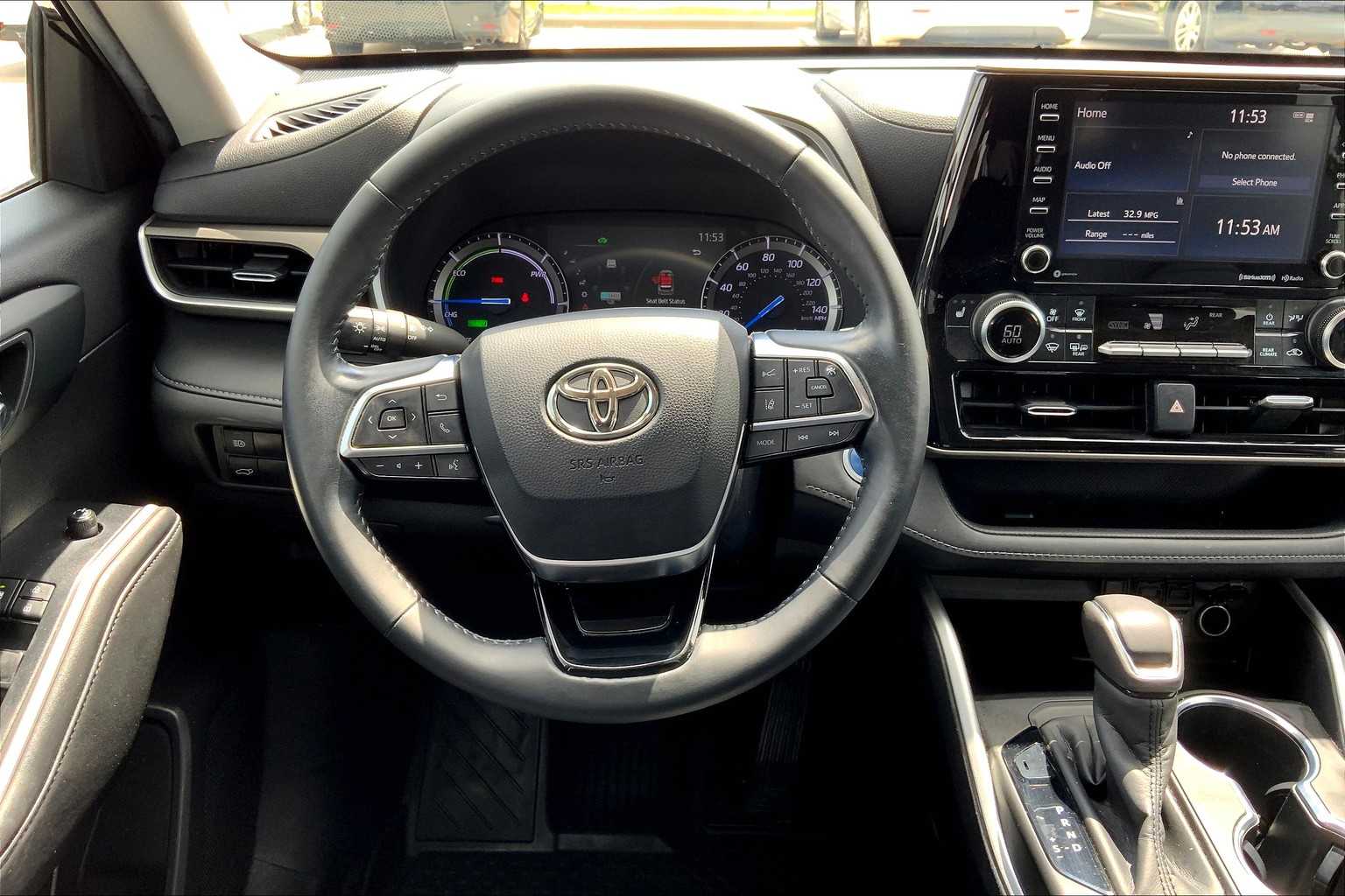 2020 Toyota Highlander Hybrid XLE photo 5